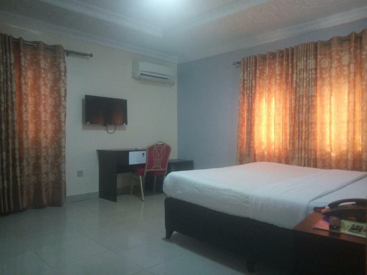 Babcock Guest House Mobushipe Екстер'єр фото